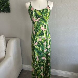 Forever 21 Green Leaf Print Maxi Dress
